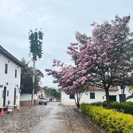 H&H Guest House Villa de Leyva Exterior photo